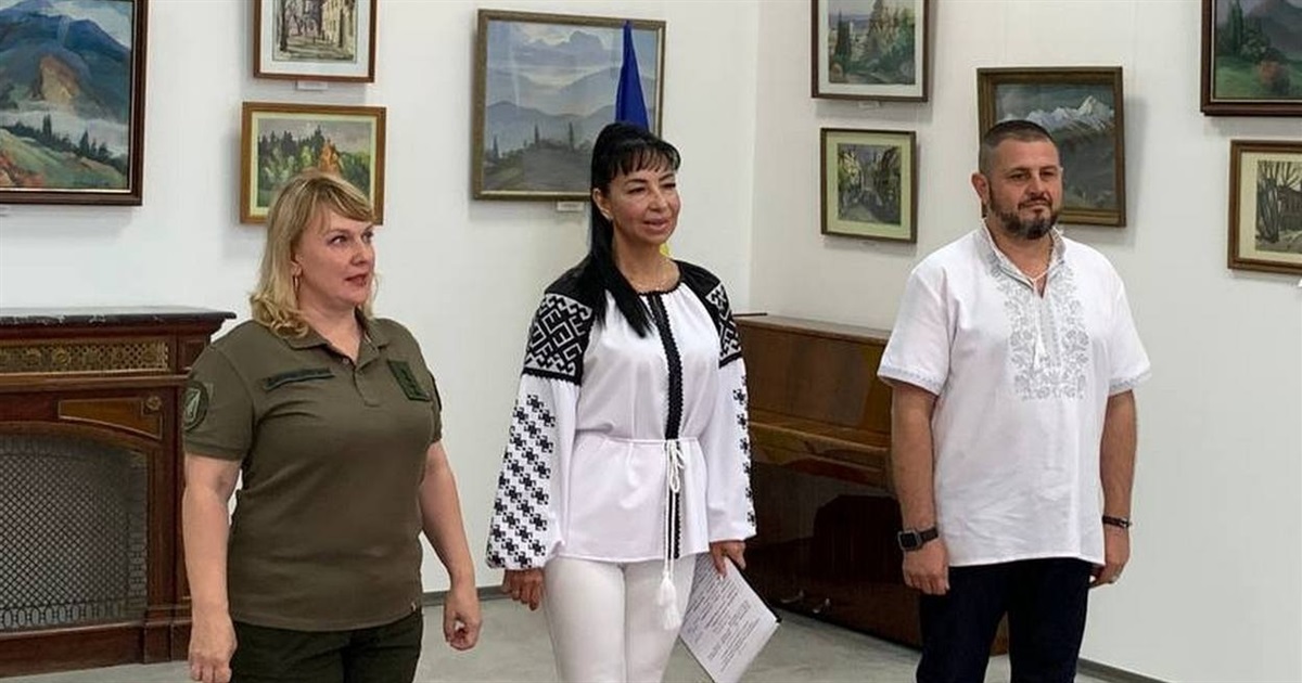 В Измаильской картинной галерее отметили День государственности