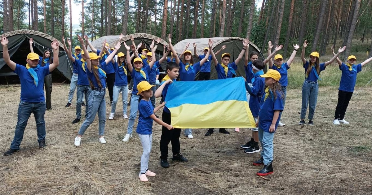Приїхав привітати бурмістр. Як городоцькі діти відпочивають у таборі в Польщі