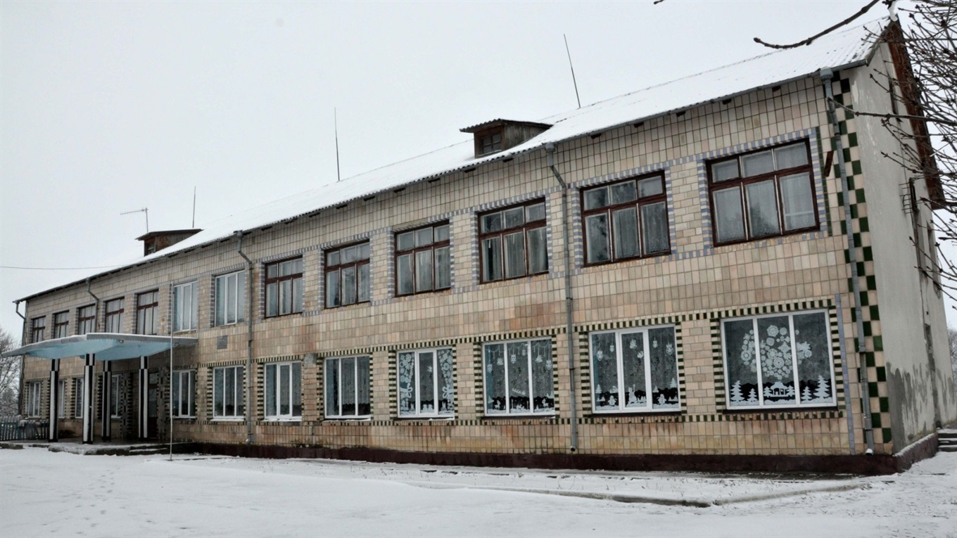У Ромашівці закривають дев`ятирічку. Яка школа буде наступною?