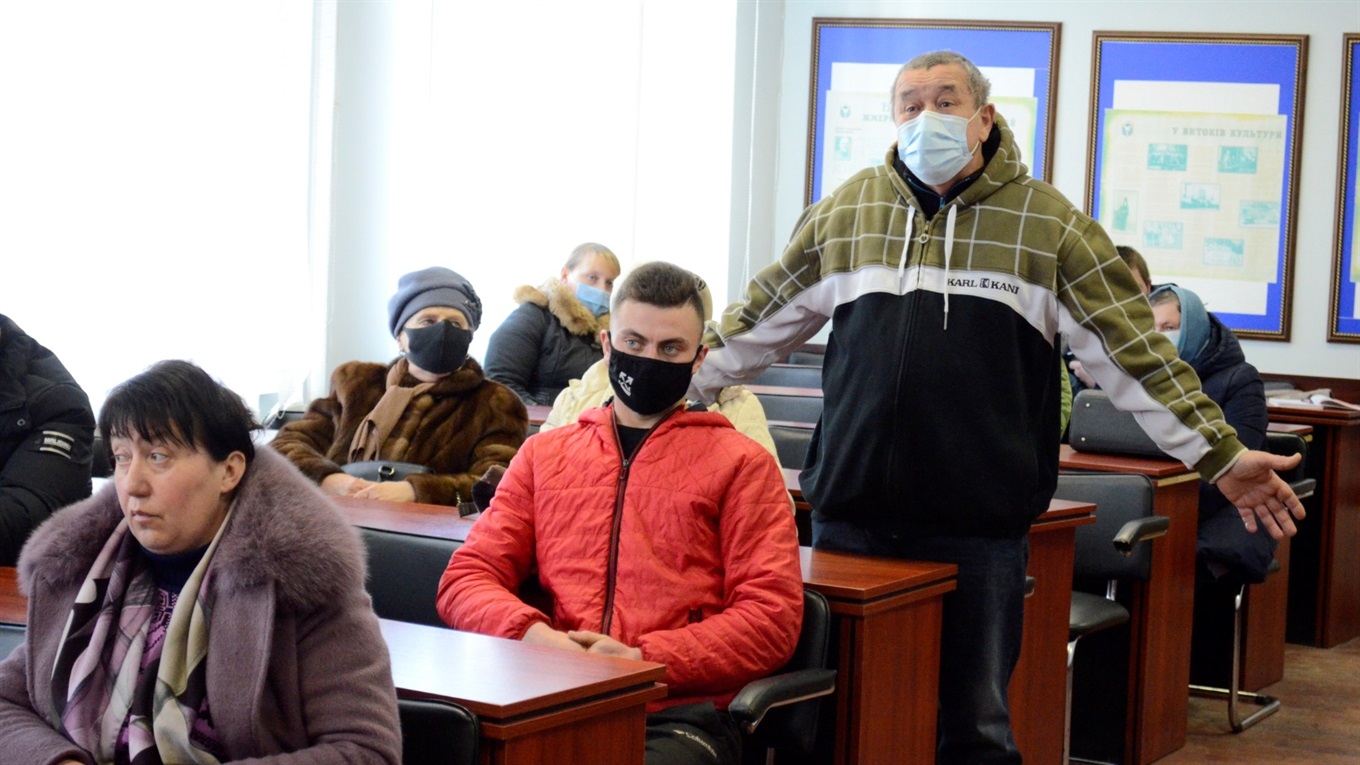 Люди з Куриловецької громади просять скликати сесію і обрати старостою Анатолія Кречківського: відео