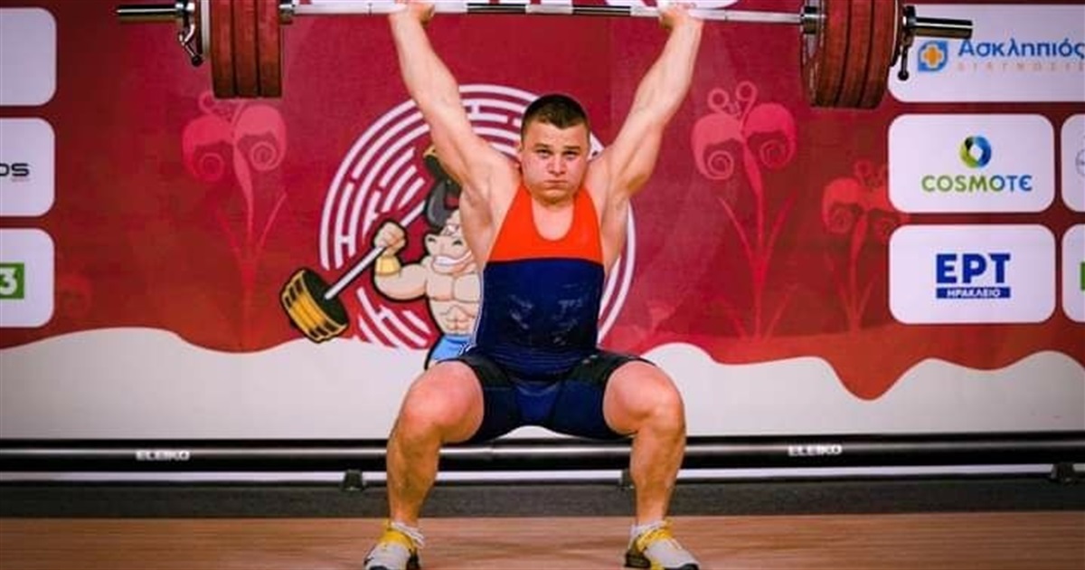 Два "золота" й одне "срібло" - Максим Домбровський став чемпіоном світу з важкої атлетики