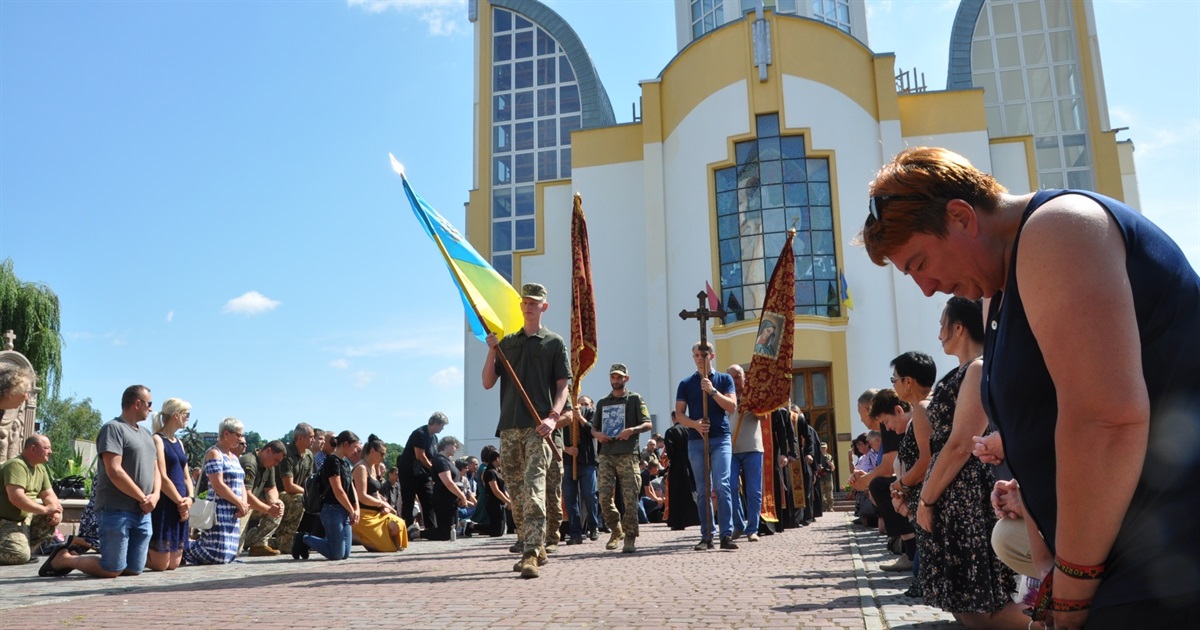 До рідного Чорткова назавжди повернувся воїн-Герой Хвала Олександр