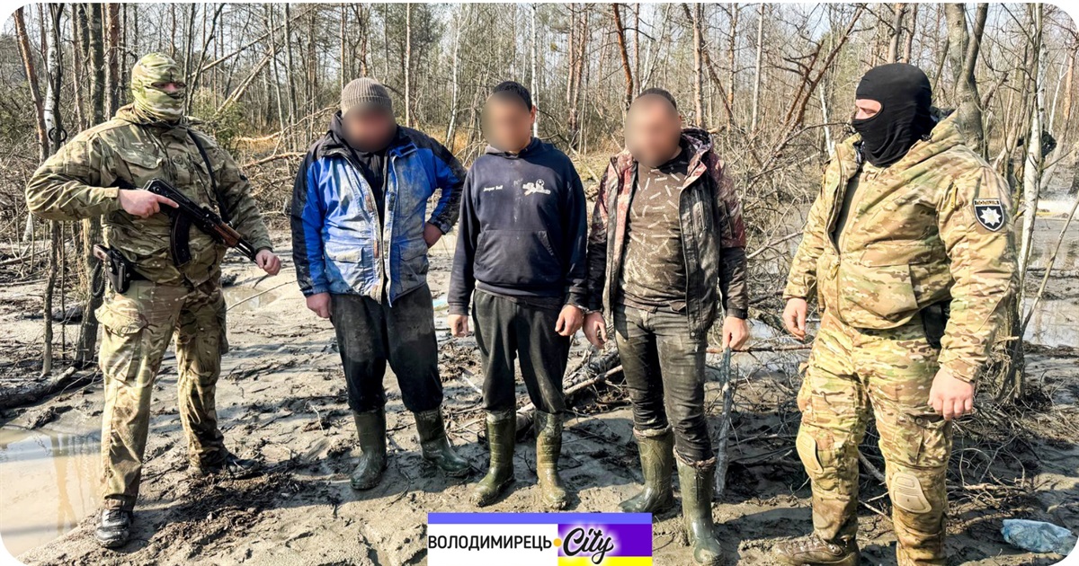 У Воронках поліція викрила угруповання незаконних видобувачів бурштину