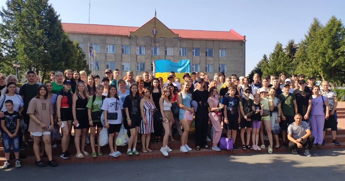 Діти захисників України із Калинівської громади поїхали у Францію