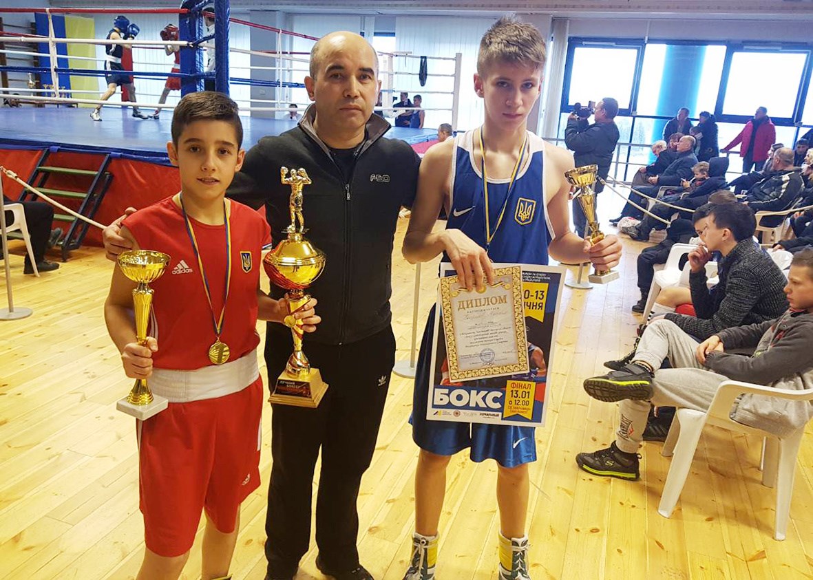 Покровські боксери вибороли медалі чемпіонату Донецької області