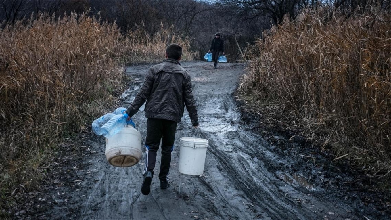 Остаться без воды из-за войны. Хроника обстрелов канала Северский Донец – Донбасс