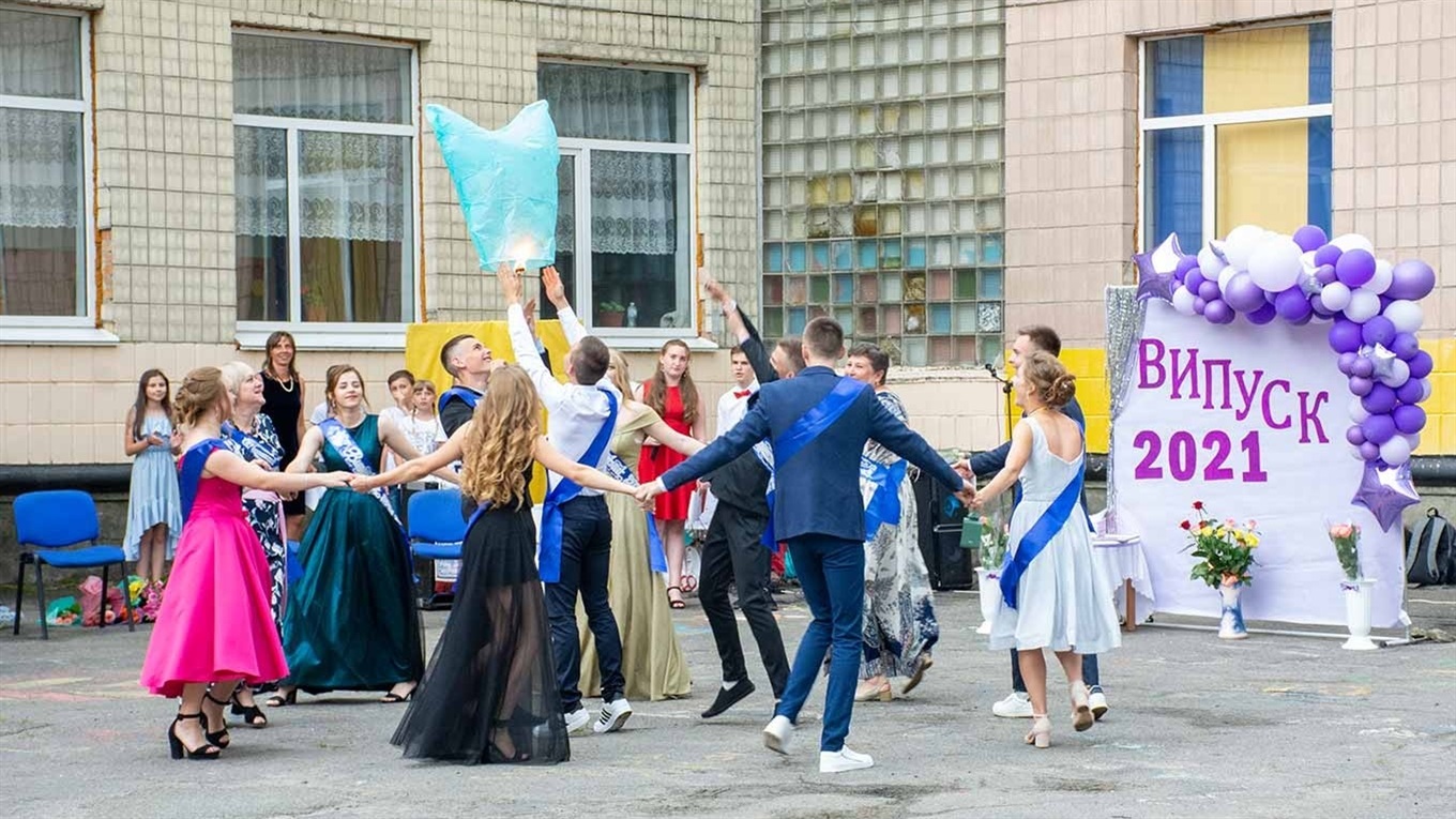 "Золоті" і "срібні" випускники Кагарличчини - 2021
