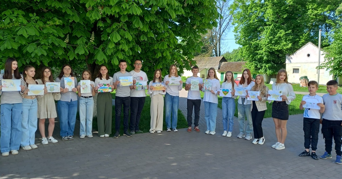 Новини воєнного часу. Старокостянтинівщина. Відвідали бійців, вшанували ветеранів та поприбирали