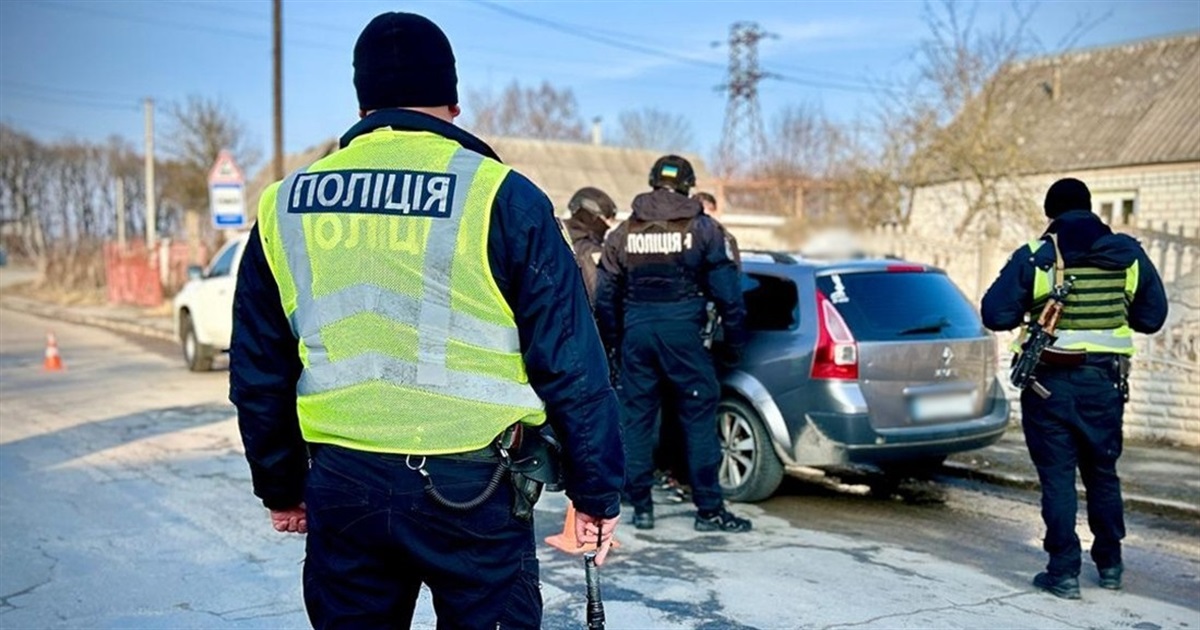 Двох звягелян відправили на лаву підсудних через наркоторгівлю