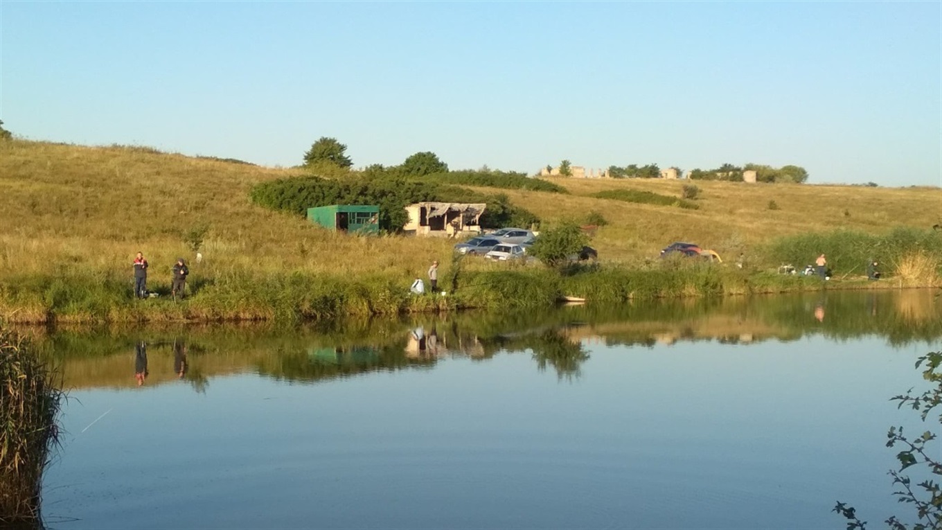 Ловлять рибу, грають у більярд: у Попасній відзначають визволення від незаконних збройних формувань