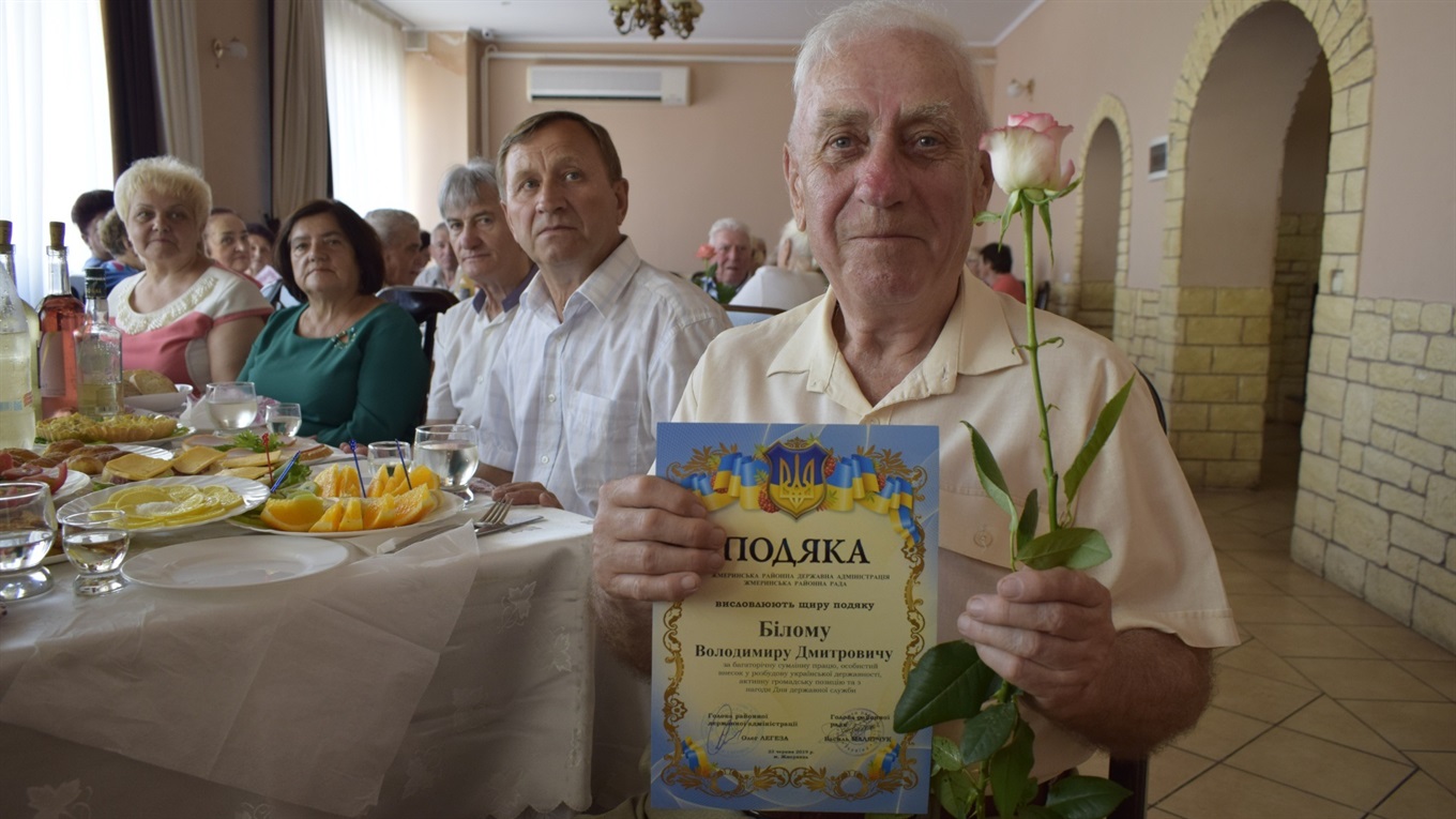 Для ветеранів держслужби у Жмеринці влаштували святковий «вогник»