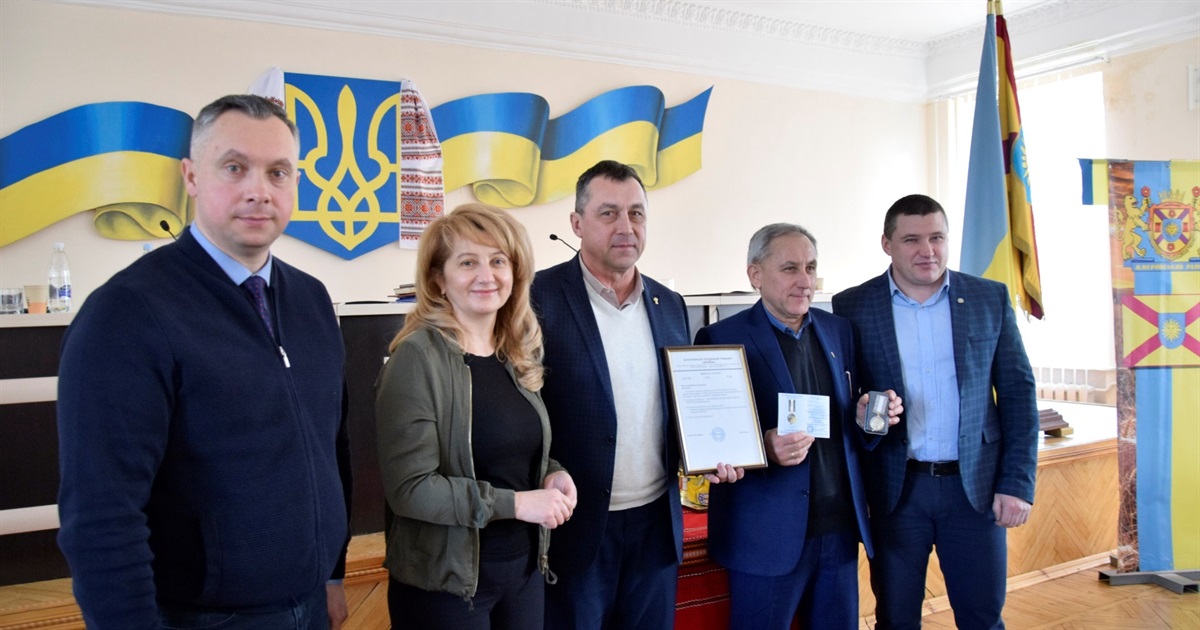 «За розвиток українського спорту»: жмеринчанин Василь Марчук отримав почесну відзнаку