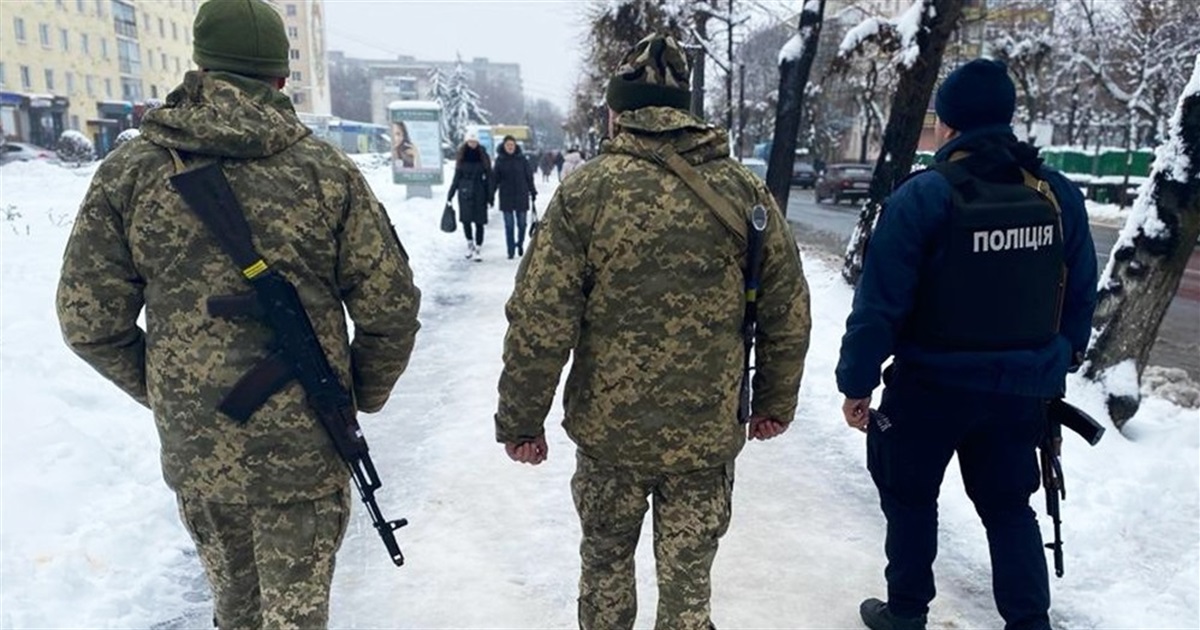 Дільничні офіцери назвали найпоширеніші злочини на Звягельщині у 2023 році