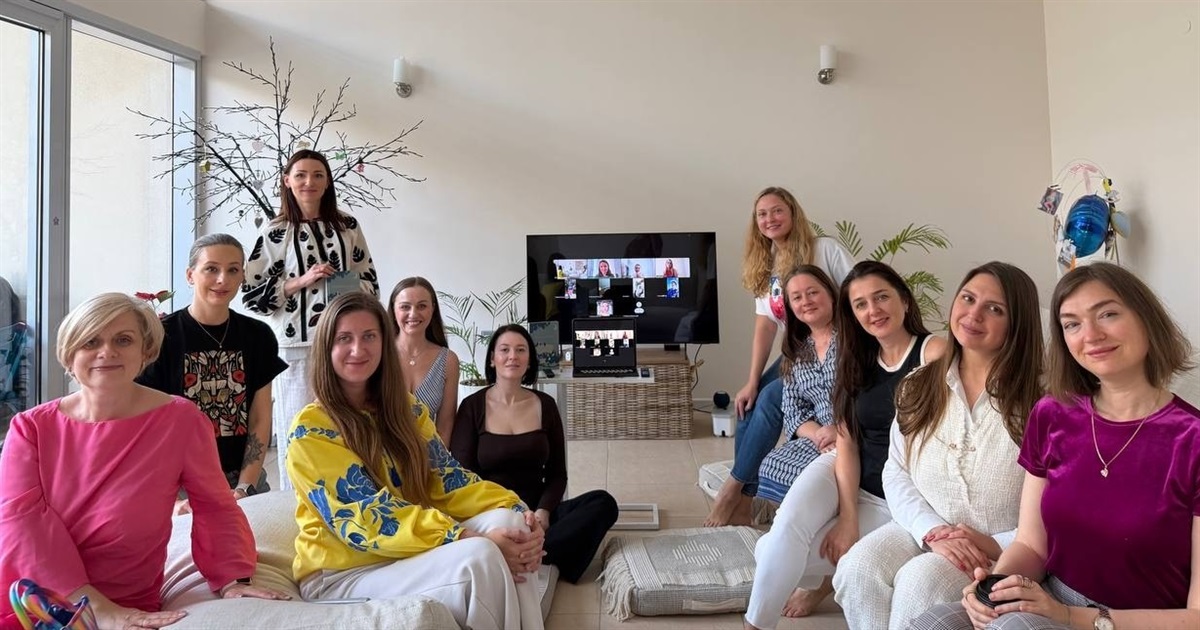 Література без кордонів: в ОАЕ організували міжнародну зустріч із письменницею Євгенією Кузнєцовою