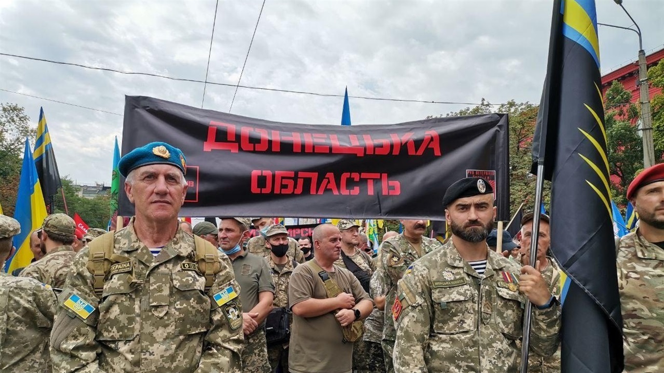 Свої люди. Історії учасників Маршу захисників України з Донецької і Луганської областей