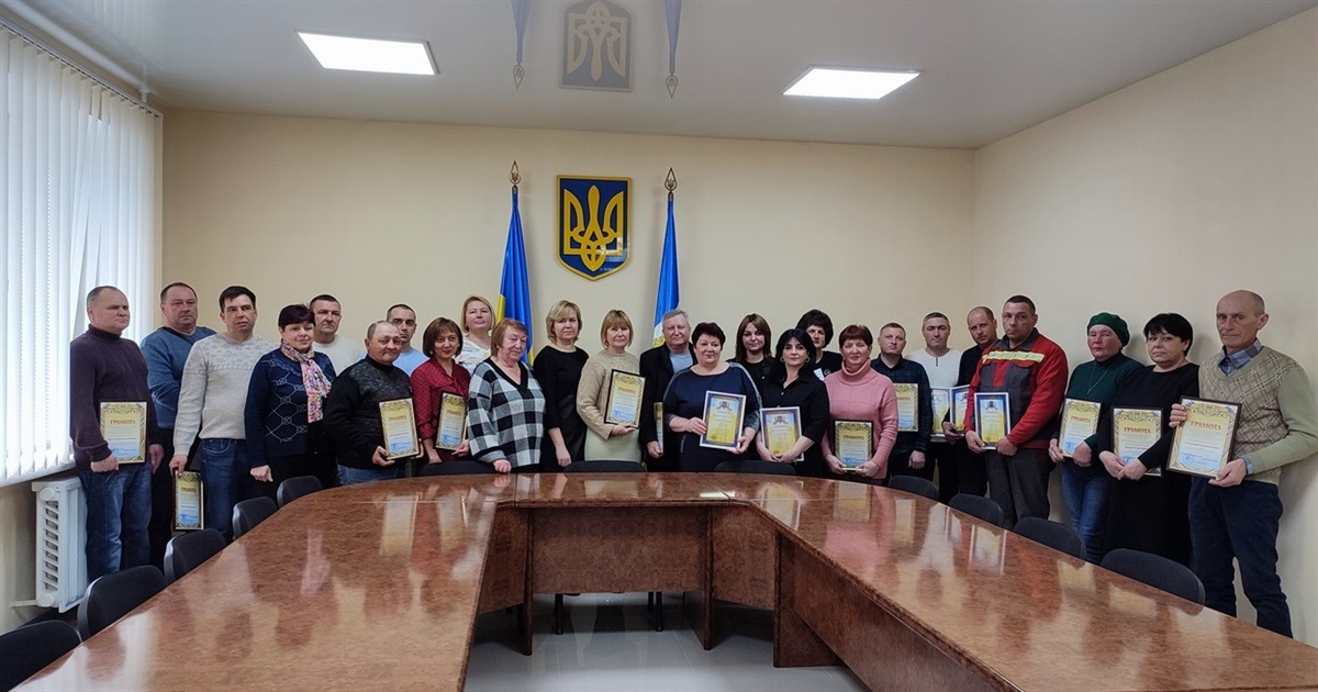 Напередодні Дня працівників ЖКГ в Ізмаїлі вшанували найкращих представників професії (відео)
