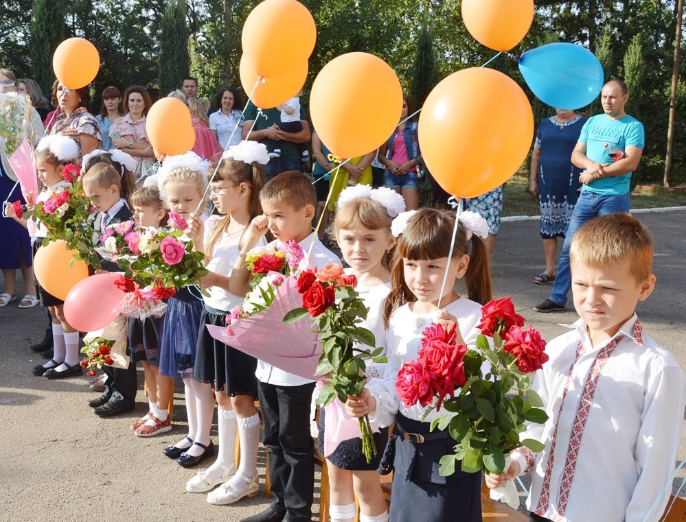 День знань у закладах освіти Покровського району