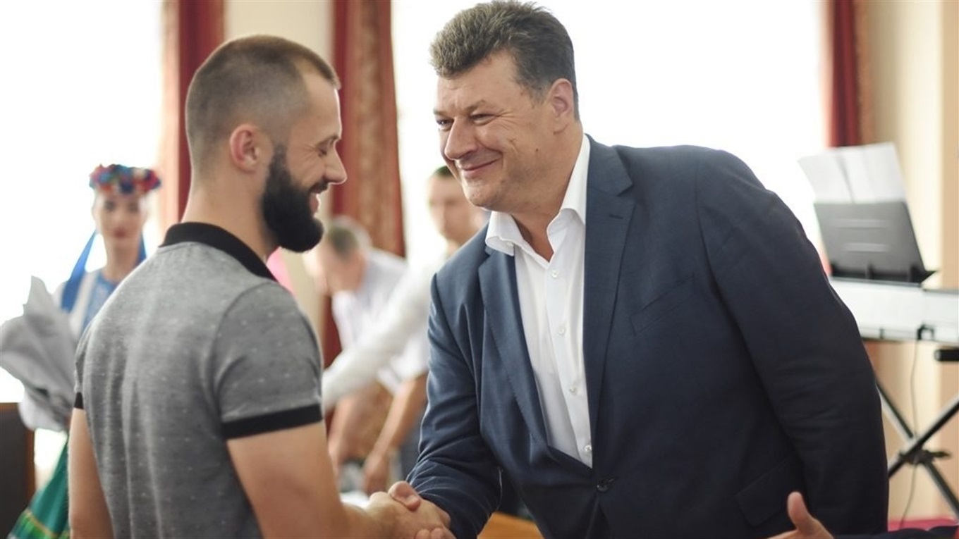 Голова ОДА відзначив чотирьох звягельських підприємців з нагоди професійного свята