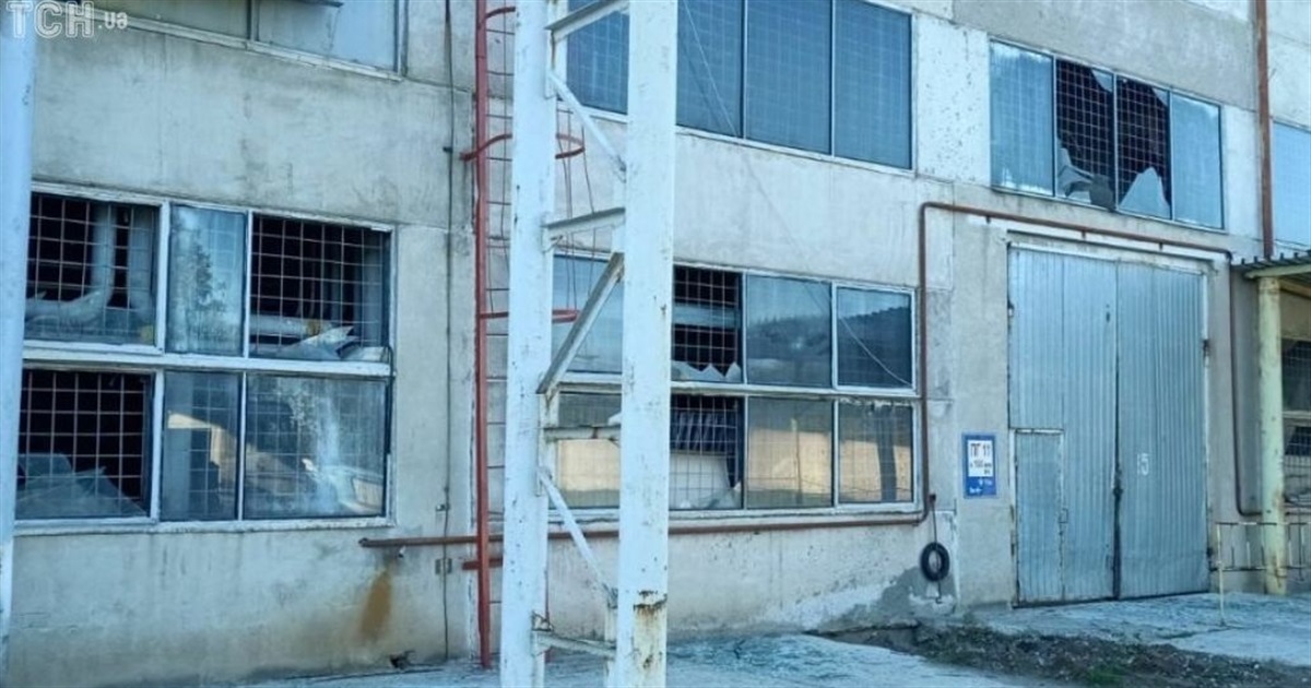 Окупанти обстріляли Південноукраїнську АЕС, ракета впала за 300 метрів від ядерних реакторів