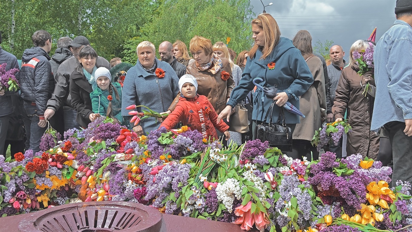 Без масових заходів, але з вдячністю у серці: як у Жмеринці вшановуватимуть 8 і 9 травня