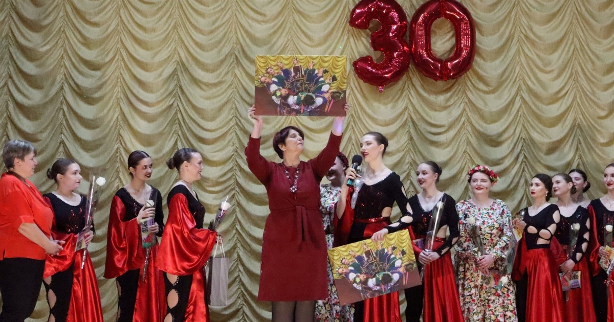 Світло сцени і тепло сердець: «Арабеск» відзначив 30-річчя благодійним концертом