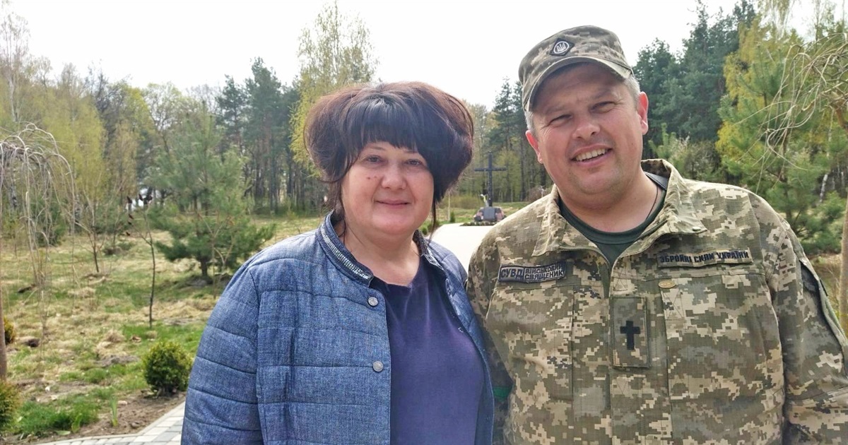 Малі історії великої біди. Історія шоста. Дві нитки-людини з людського клубка України