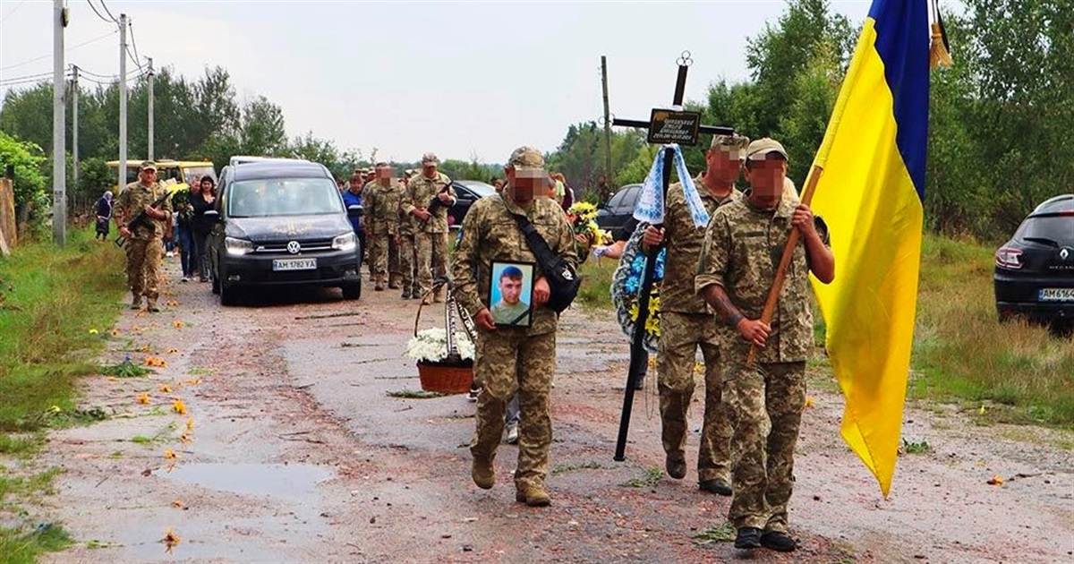 Виконуючи бойове завдання на Донеччині, загинув наш земляк Віталій Черкавський