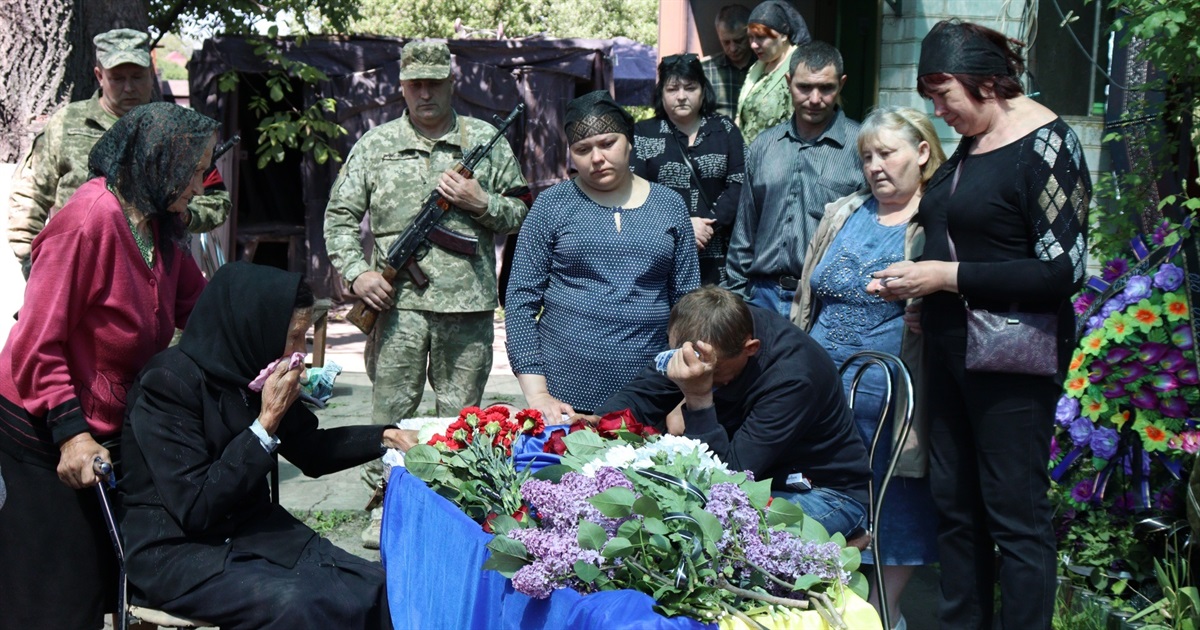 В останню путь у Петропавлівці провели захисника України Володимира Яценка (ВІДЕО)