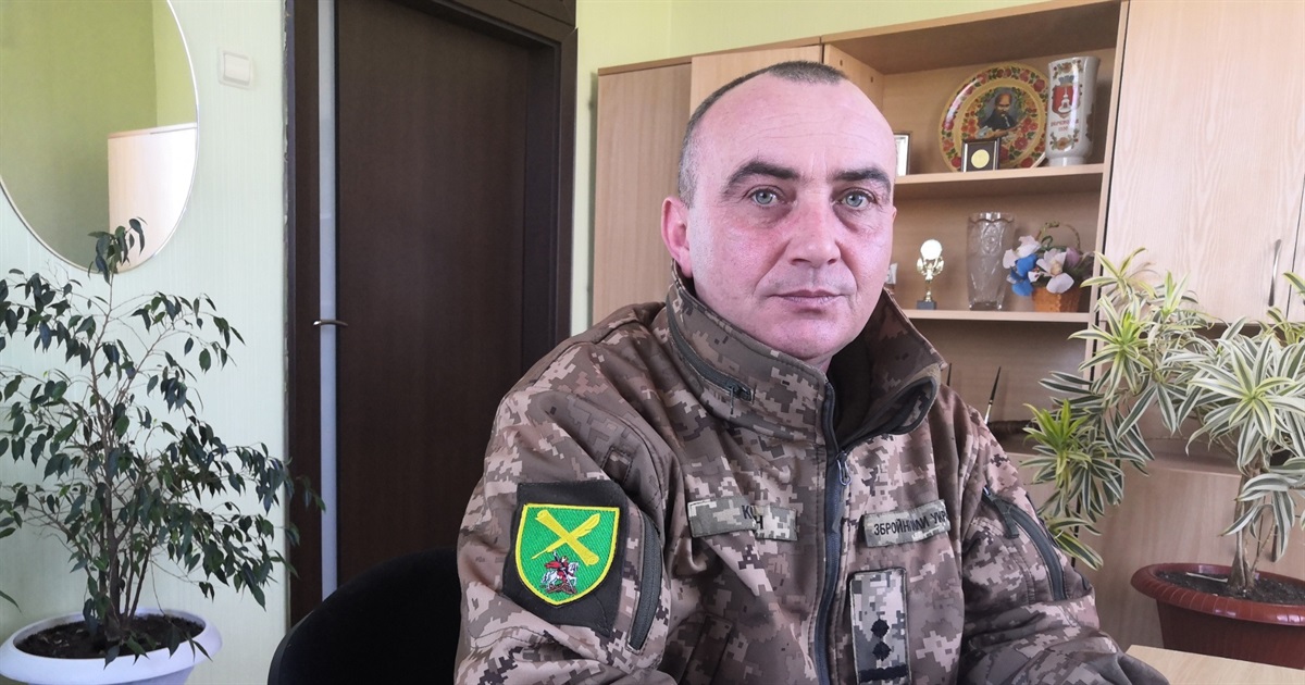 Військовий комісар Андрій Конон: «Інструктаж "в разі чого" для населення один – не панікувати»