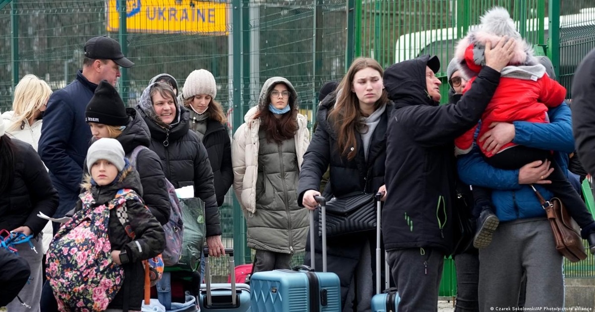 У відрядження чи до дітей: коли депутатки та держслужбовиці можуть перетинати кордон
