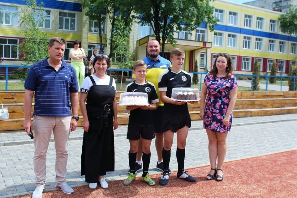 Регбісти-чемпіони приймали вітання 