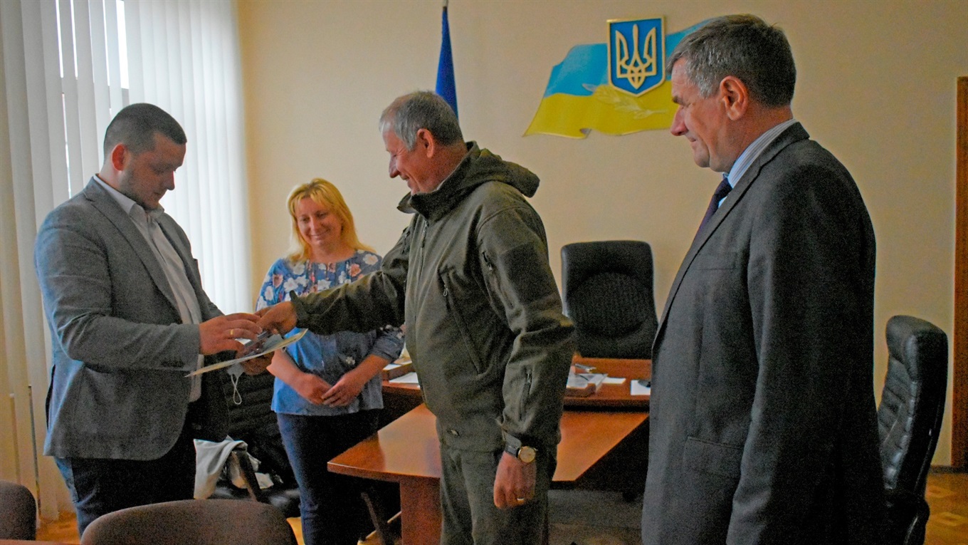 Вадиму Кожуховському вручили «Хрест бойового братерства» за підтримку захисників України
