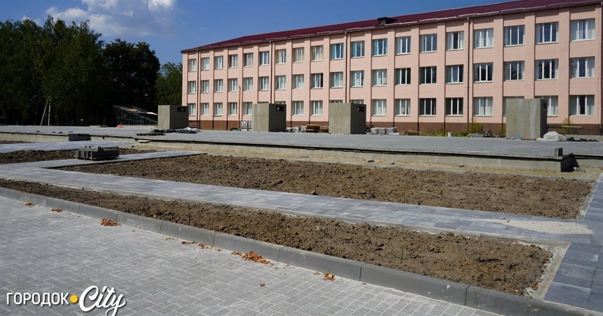 У Городку завершують будівництво протирадіаційного укриття