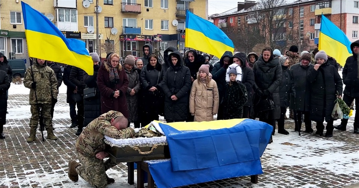 У Сарнах попрощалися з солдатом Миколою Зубчинським