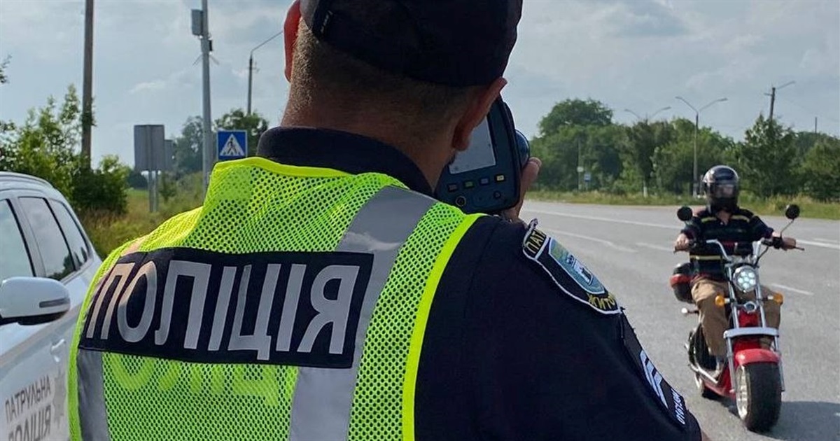 Місця на Житомирщині, де патрульні вимірюють швидкість руху автівок: перелік