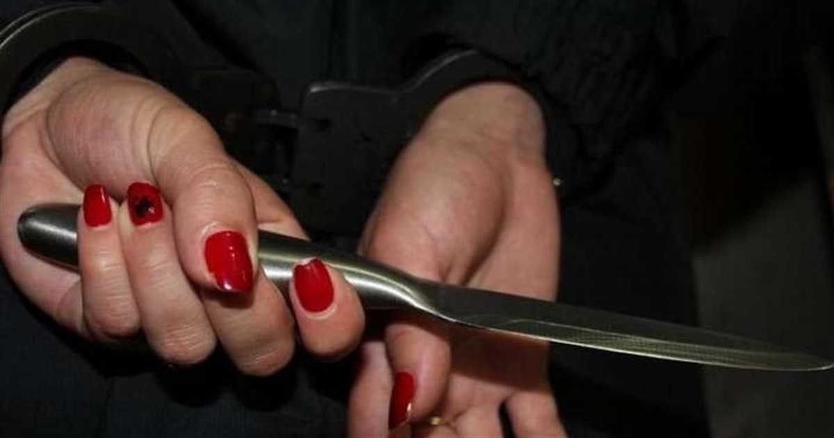 "Зарізала" чоловіка: під час сварки жінка вдарила ножем свого співмешканця