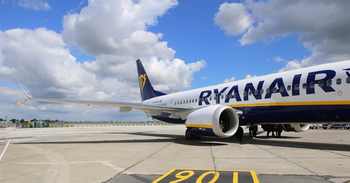 Ryanair запустив червневий розпродаж квитків від €18. Встигніть купити дешеві квитки