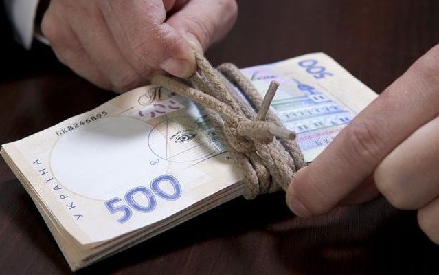 ПФУ пропонує керівникам підприємств звернути увагу на рівень зарплати, у тому числі власної 