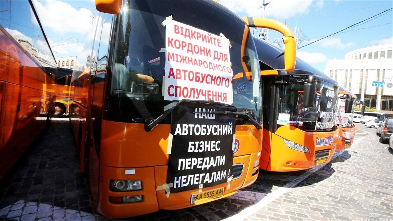 Учасник акції протесту перевізників Петро Качинський розповів коли чекати відновлення руху маршруток