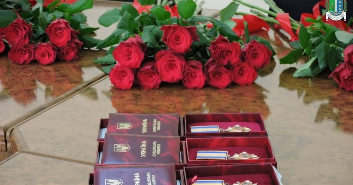 Родинам полеглих захисників в Ізмаїлі вручили державні нагороди