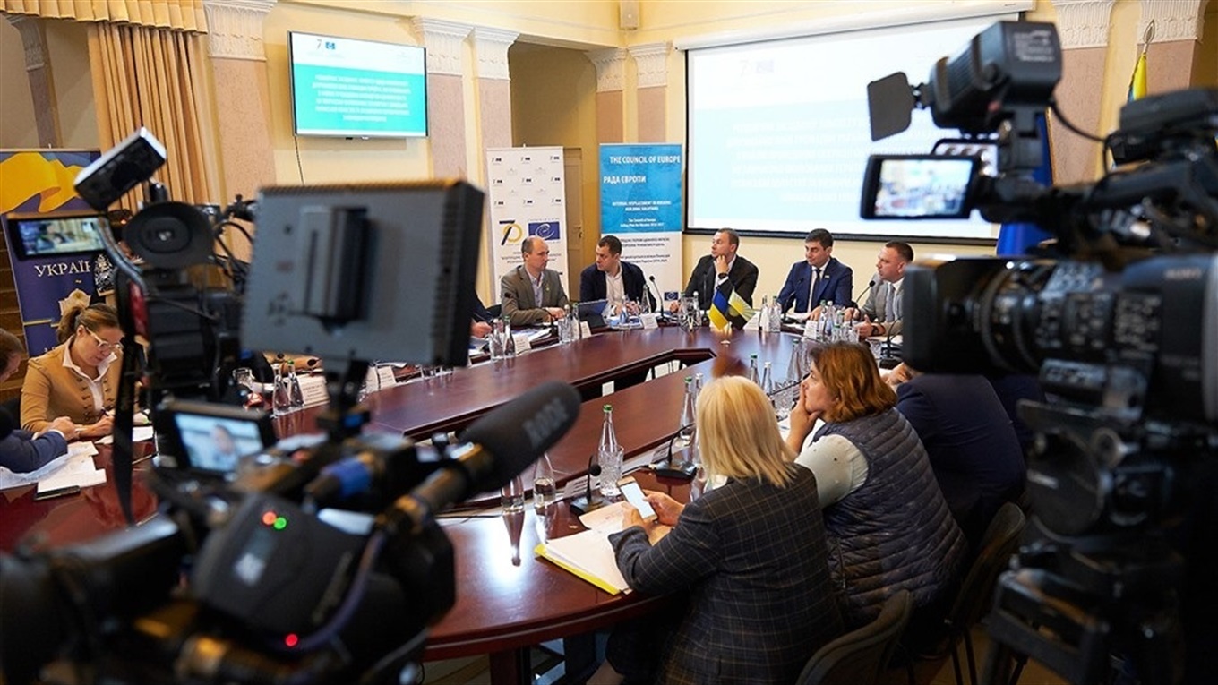 С 4 ноября Донетчина может остаться без воды? 5 проблем, рассмотренных нардепами в Краматорске