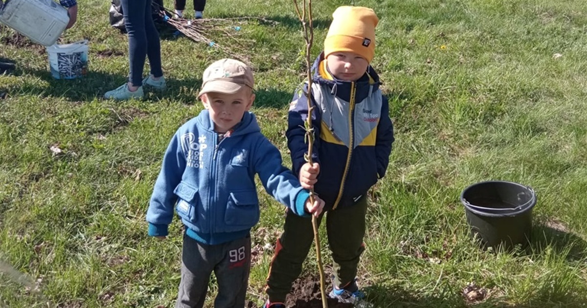 Старокостянтинівщина. Новини воєнного часу. 2-8 травня. Про сад перемоги, допомогу та майстерню