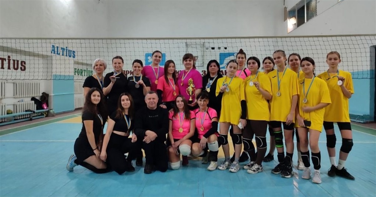 Першість з волейболу серед жіночих команд провели у Переяславі: дайджест спорту