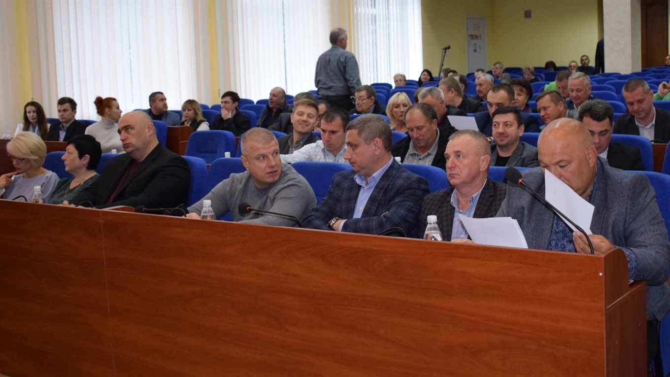 Співпраця з територіальними громадами та лікарняний мера: як почалась сесія міської ради