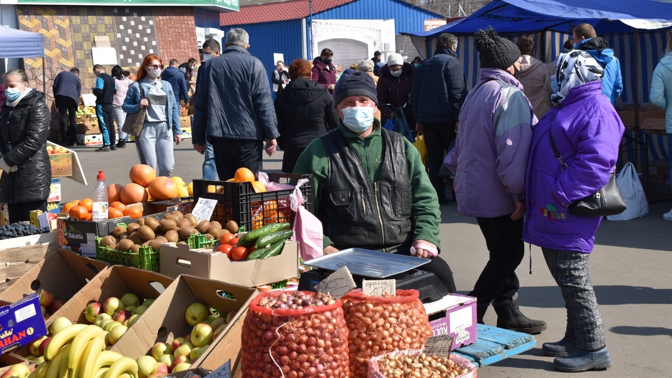 Локдаун! Годинники перевели! Традиційні торги на "Даринку" відбулися!
