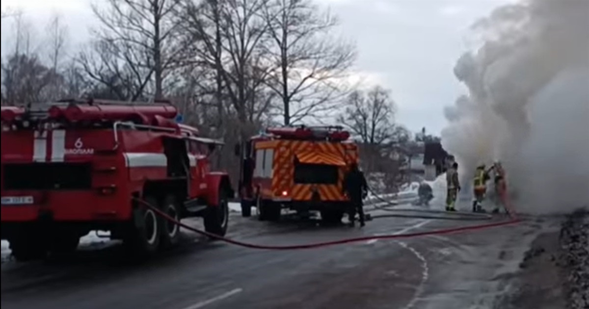 29 грудня в Білопіллі загорілося авто: в чому причина