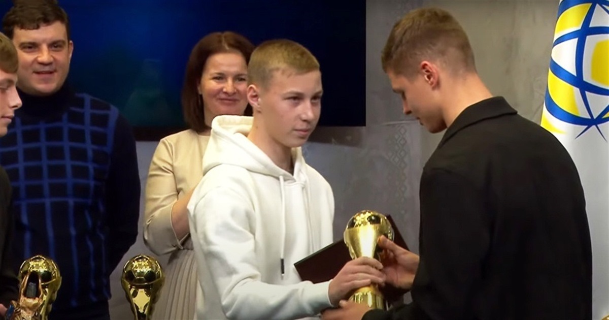 Переяславцю Ростиславу Човгаленку вручили «Золотий м’яч» (відео)