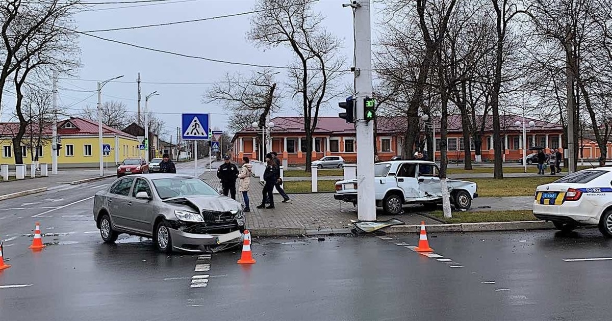 Утро воскресенья в Измаиле: на проспекте Суворова случилось серьезное ДТП