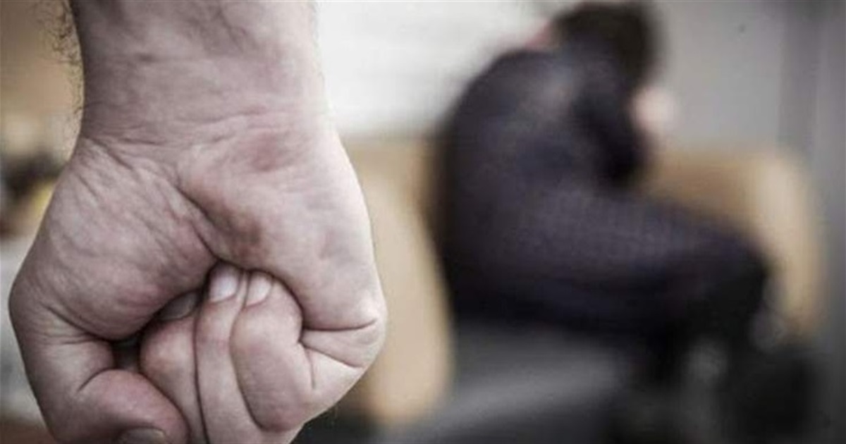 У Переяславі син побив 88-річну матір, з "Єви" вкрали косметику: хроніка поліцейської доби 22 червня