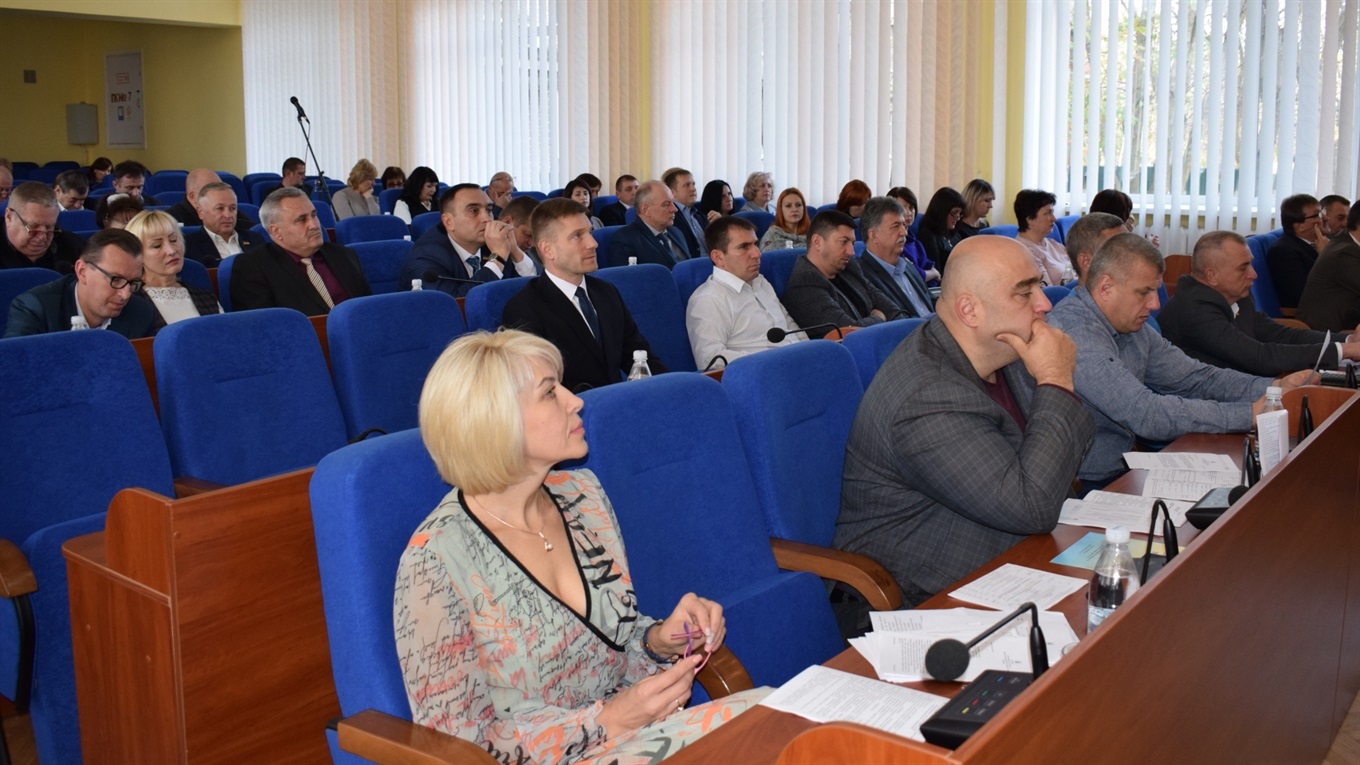 Відновити Пономаренко та оптимізувати ЖКГ: як розпочалася сесія міської ради